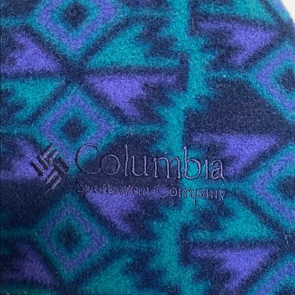 Columbia Scarf - Picture 2 of 5